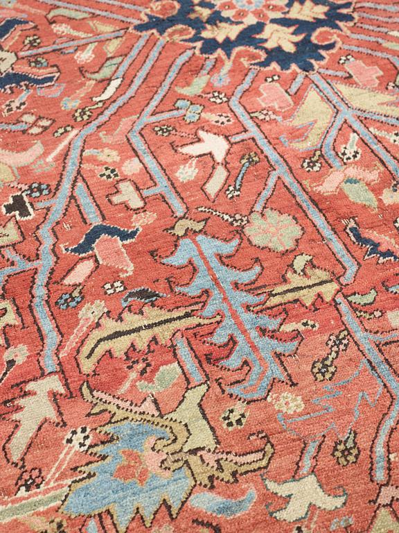 SEMIANTIK HERIS. 355 x 293,5 cm.