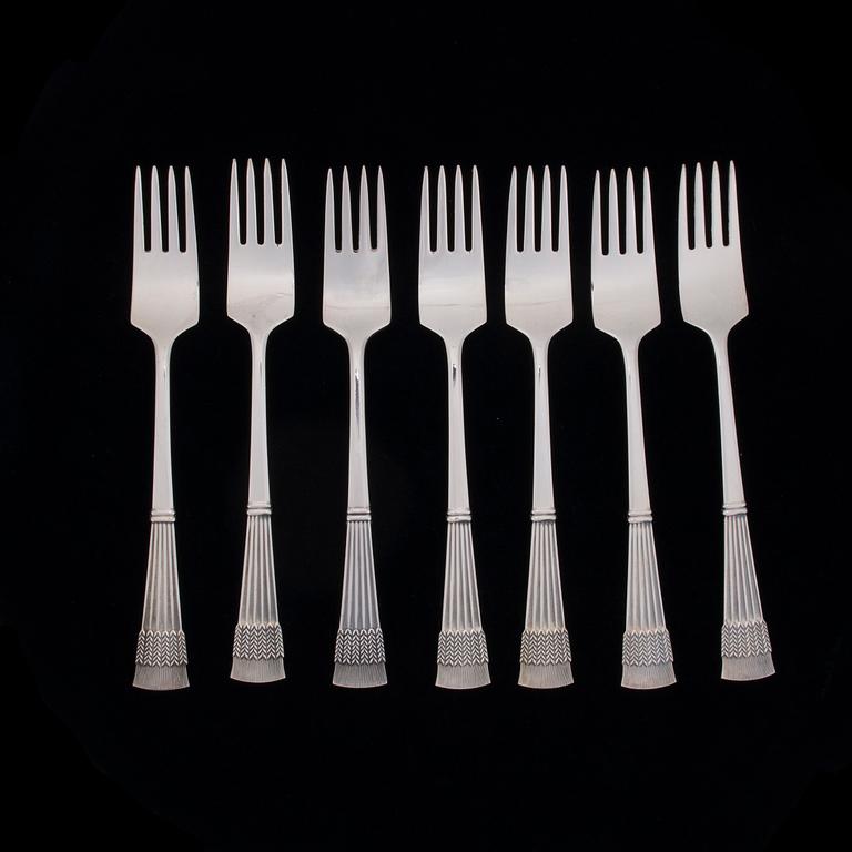 PARTI BESTICK, 36 st, silver, "Tähkä", 1977-2000. Totalvikt inkl knivblad 1520 g.