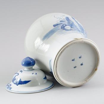 LOCKURNA, porslin, Kina.