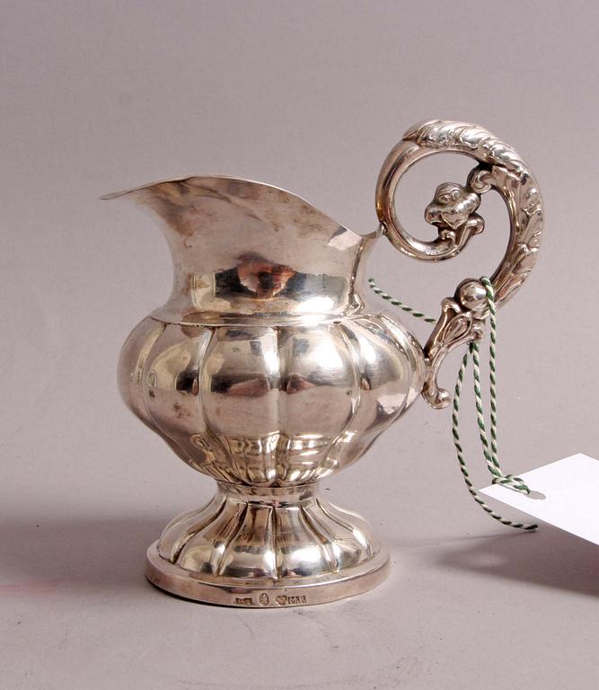 GRÄDDKANNA, silver, Magnus Fryberg 1840.