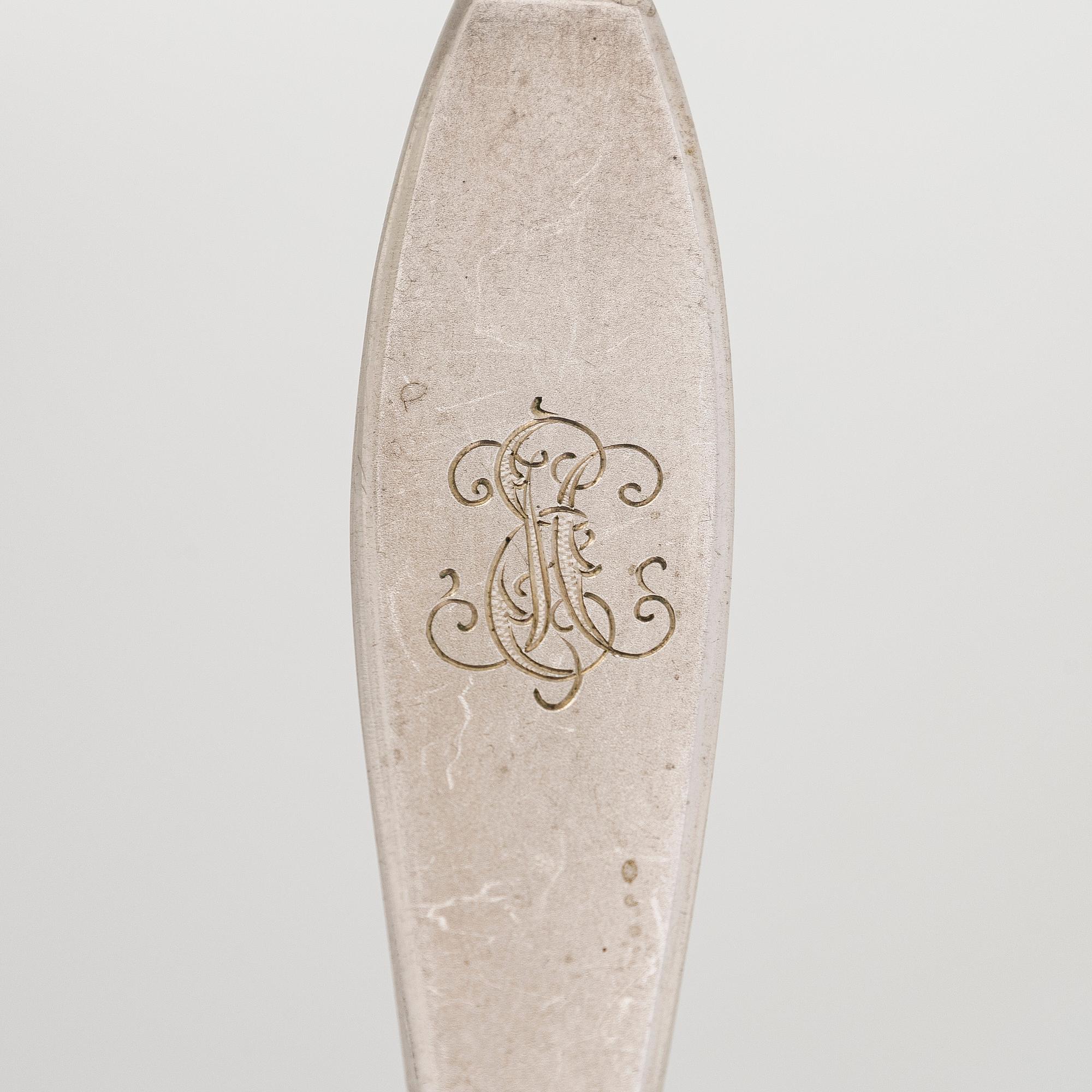 Bestickuppsättning, 24 dlr, silver Kultakeskus, Tavastehus 1939.