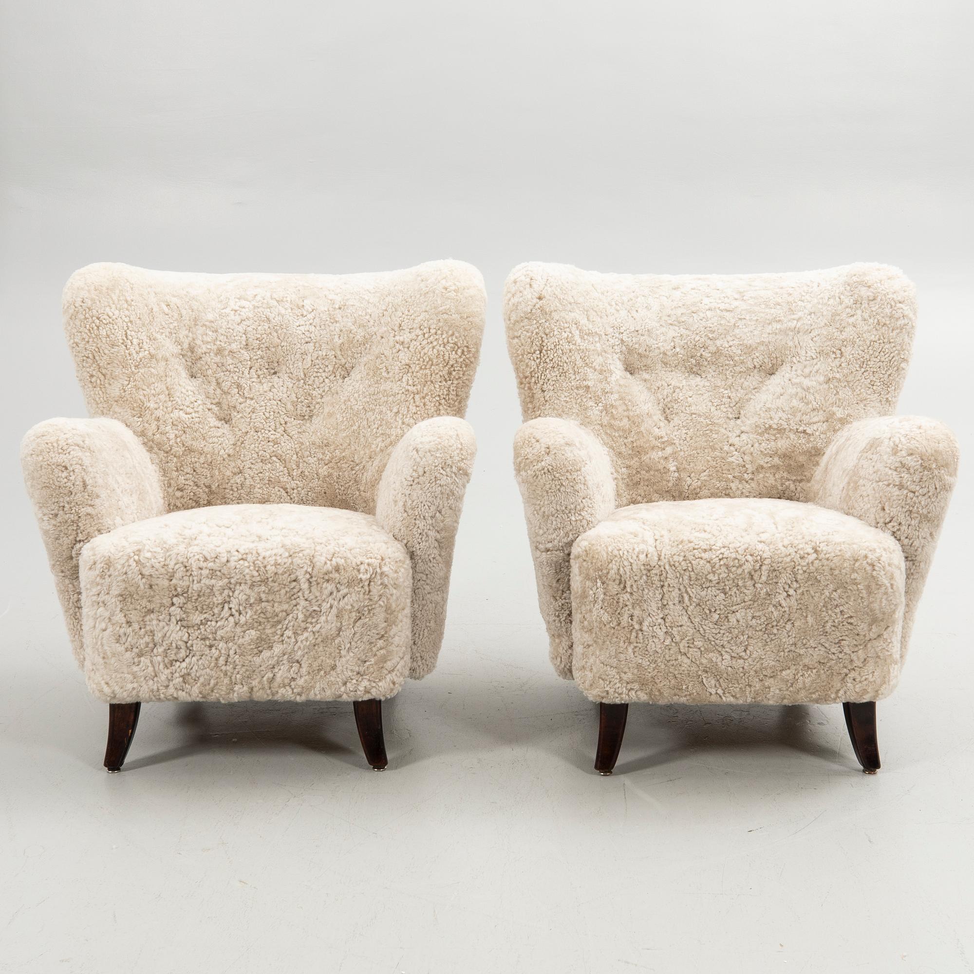 Ilmari Lappalainen, Armchairs, a pair, "Laila", Asko, Finland, 1940s/50s.