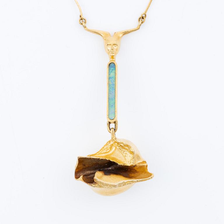 Björn Weckström, Necklace, 18K gold with opal, Finland 1978. For Lapponia.
