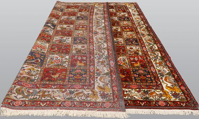 A Baktiari carpet, c. 410 x 310 cm.