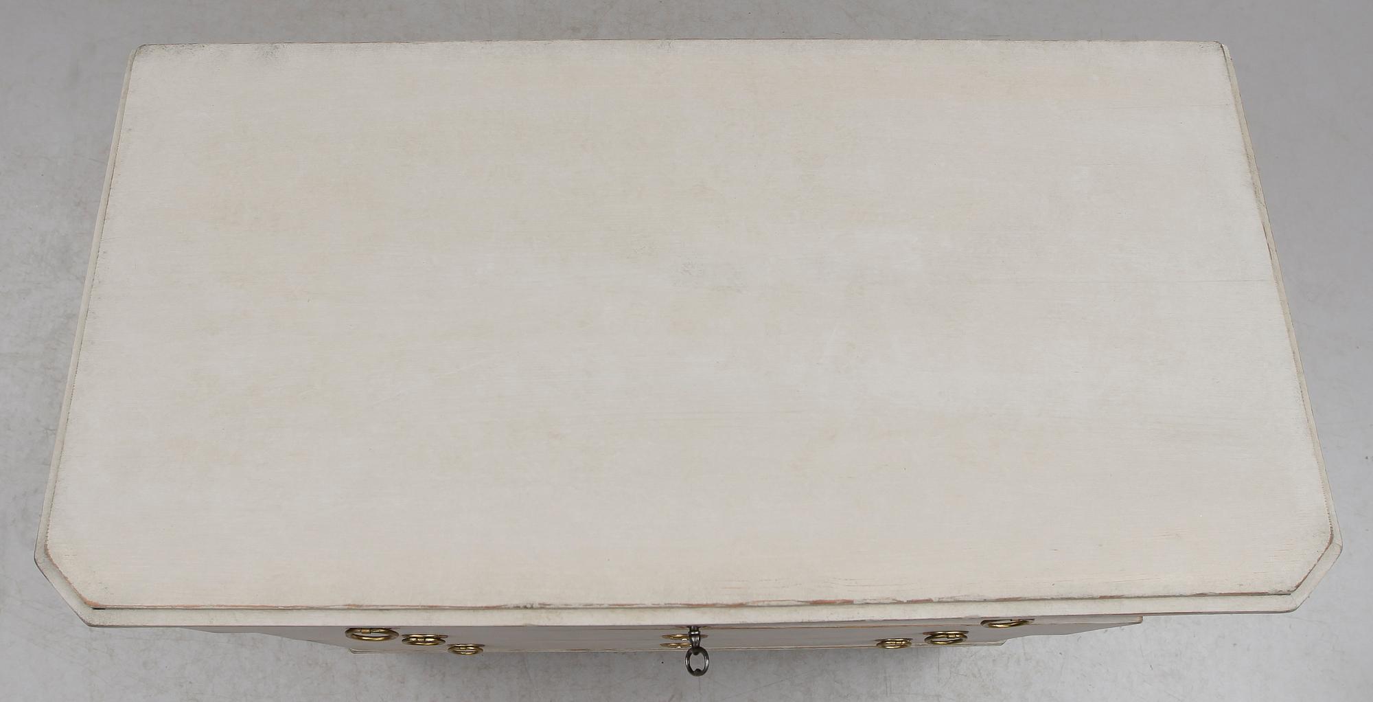 BYRÅ, gustaviansk stil, 1800-talets andra hälft.