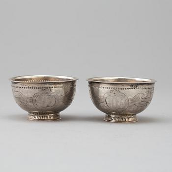 Two silver tumblers, without hallmarks, Sweden, 18th/19th century.