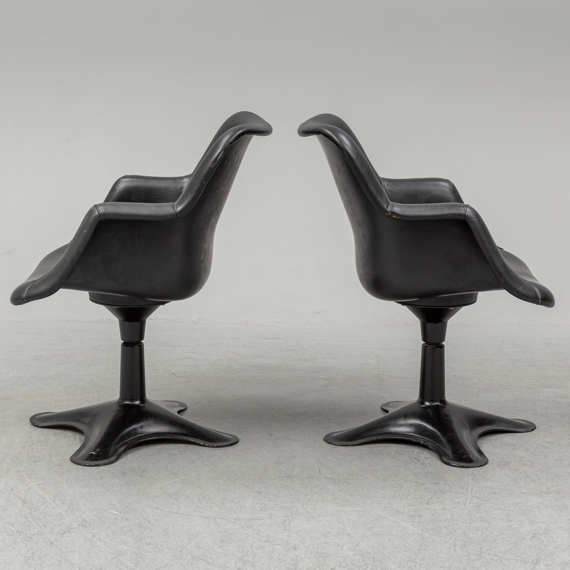 YRJÖ KUKKAPURO, a pair of 'Junior' armchairs, Haimi 1960's.