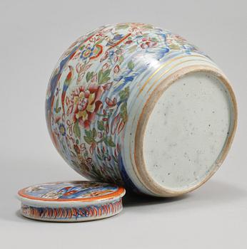 LOCKURNA, porslin, Kina, 1800-tal.