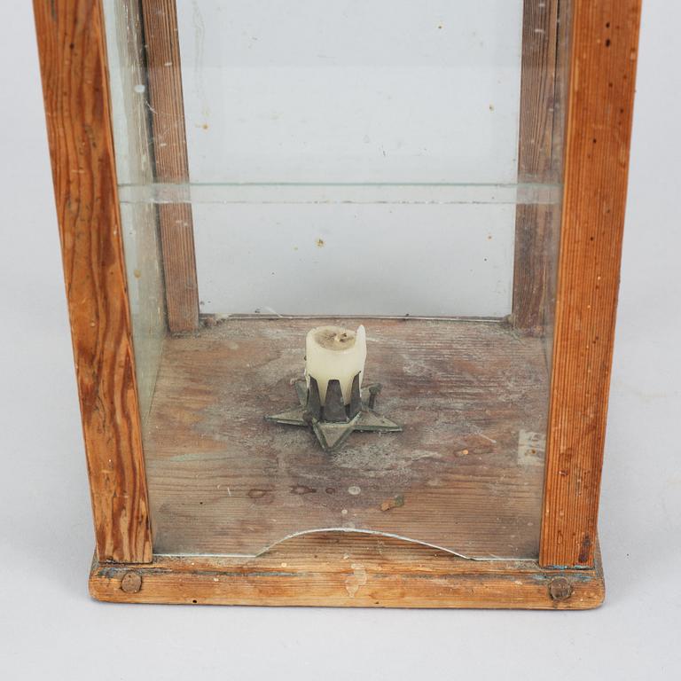 A lantern, 18th/19th century.
