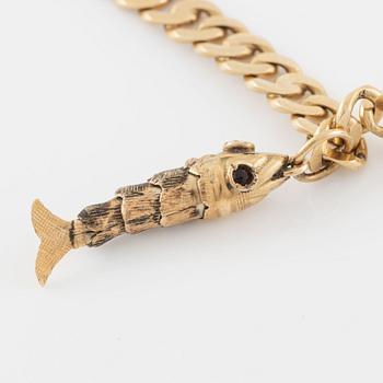 Arm bracelet with charms, 18K gold.