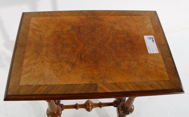 LAMPBORD, nyrenässans, sent 1800-tal.