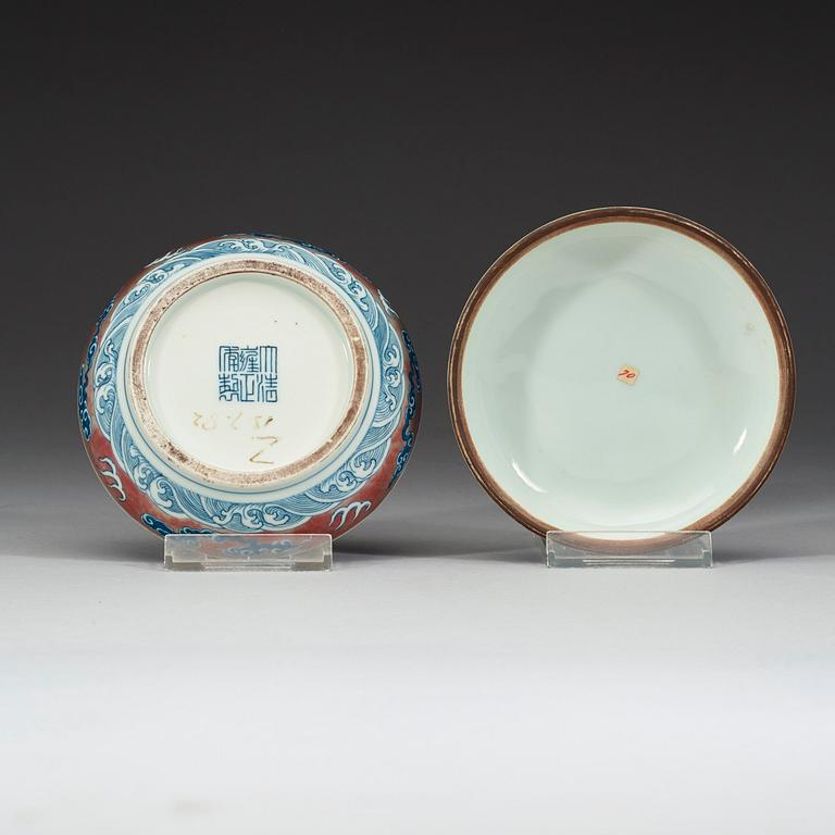 An underglaze blue and peach bloom box with cover, Republic era (1912-1949).