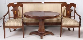 SALONGSGRUPP, 4 delar, Karl Johan-stil, 1900-tal.