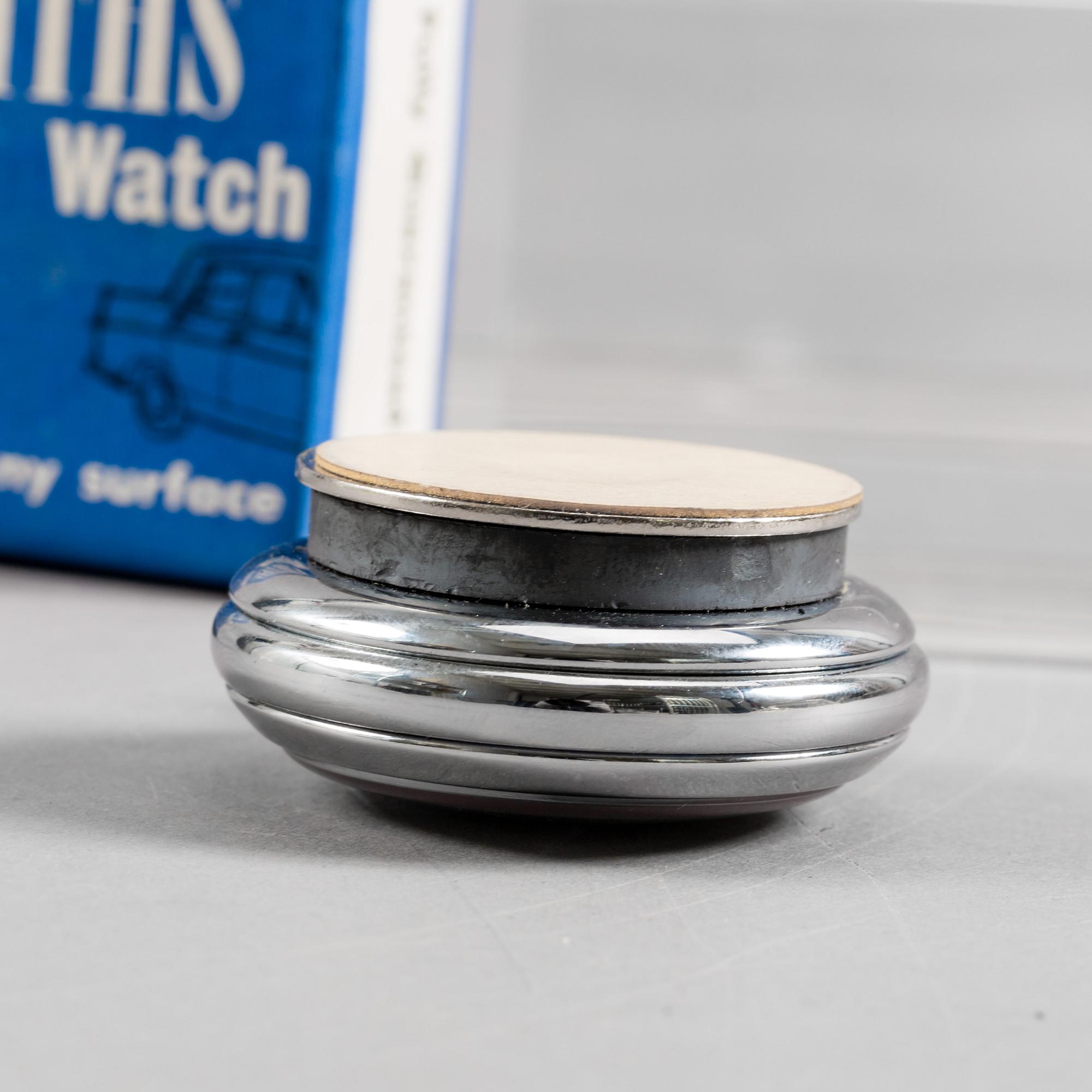 SMITHS MOTOR WATCH MADE IN GREAT BRITAIN, circa 1950.