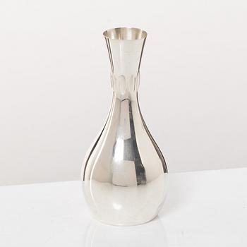 A German sterling silver vase, mark of Wilhelm Binder, 20th century.