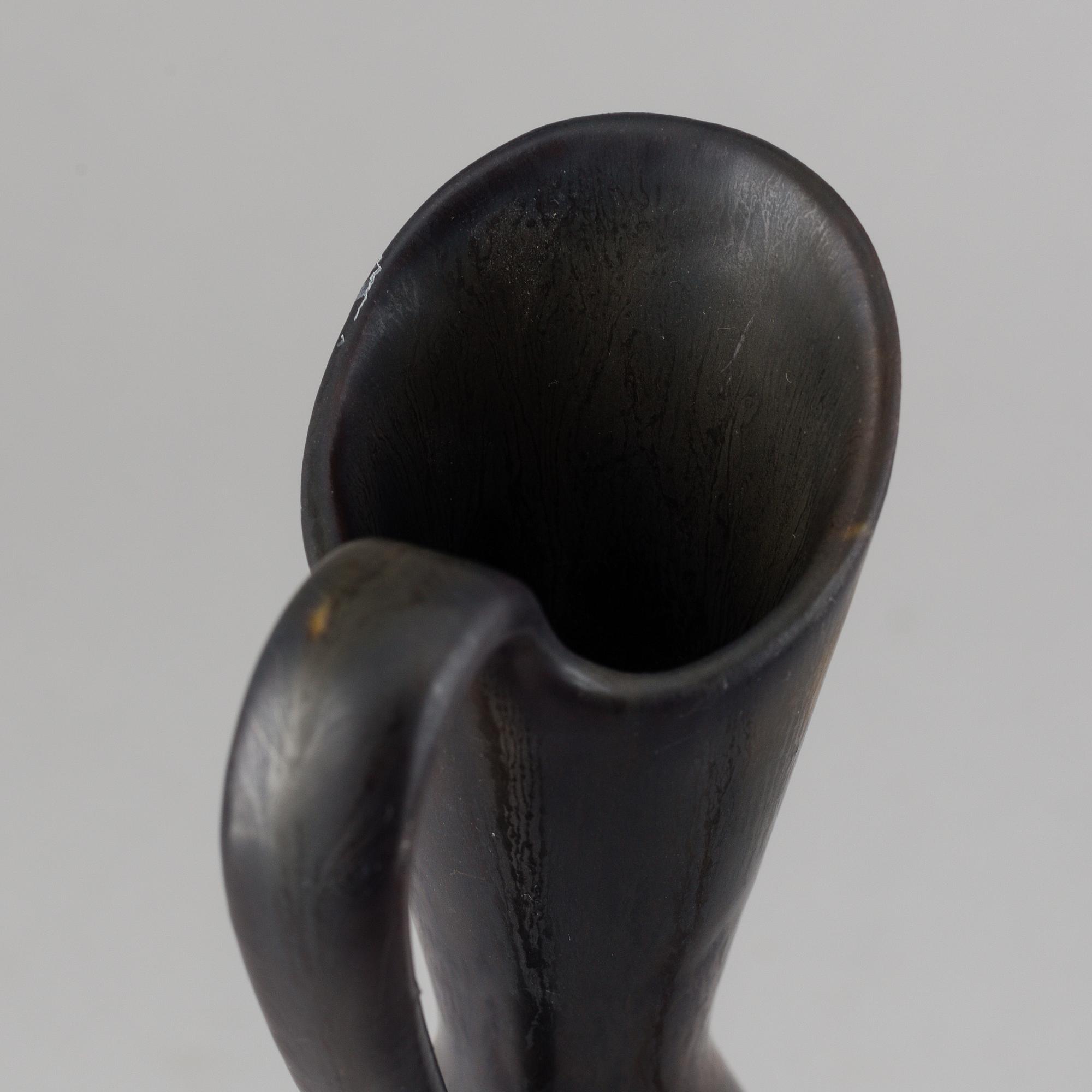 GUNNAR NYLUND, two stoneware vases with handles and a bowl, Rörstrand 1950-60's.