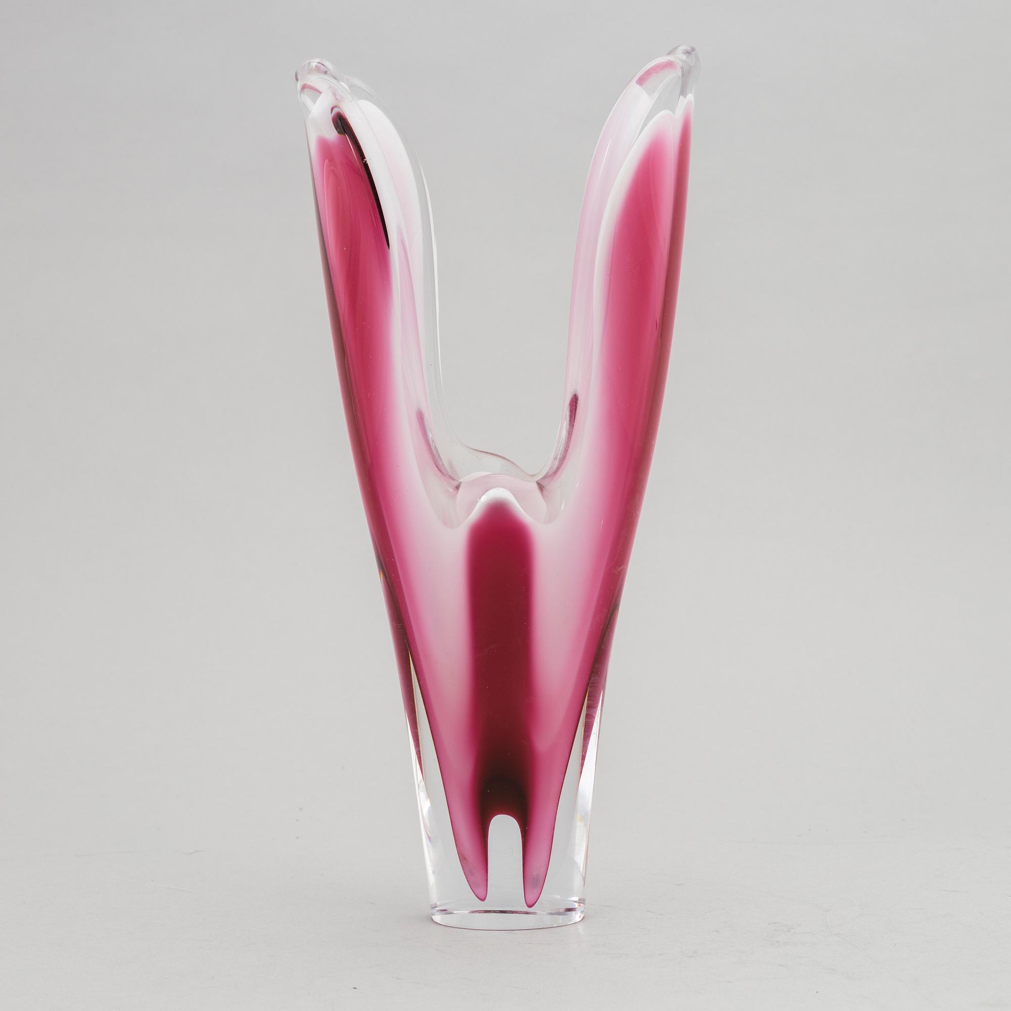 Paul Kedelv, vaser/skulpturer, 4 st, glas. Flygsfors Glasbruk.