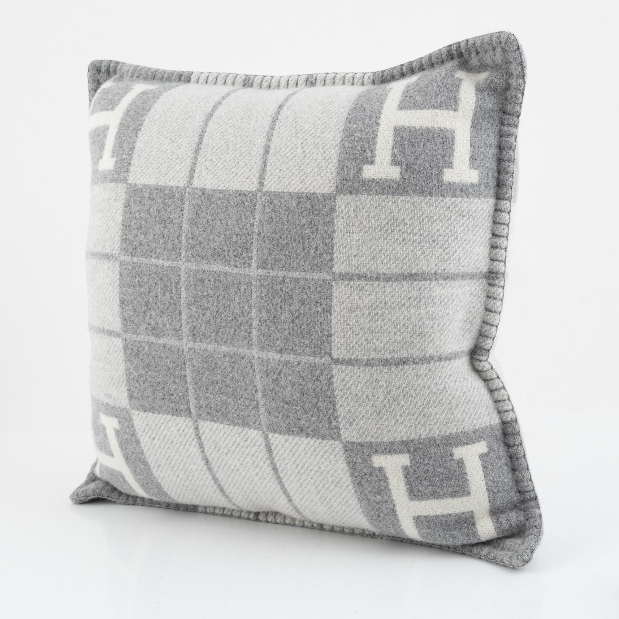 Hermès, kudde, "Coussin Avalon".
