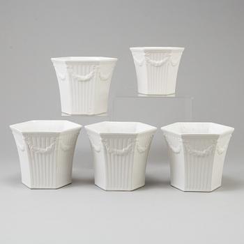 FIVE "EMPIRE" PORCELAIN FLOWER POTS, Prins Eugen, Gustavsberg.
