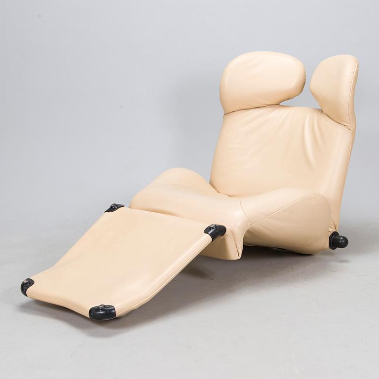 Toshiyuki Kita, a 1980s lounge chair 'Wink' for Cassina.