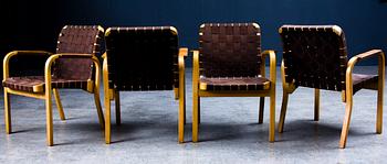 ALVAR AALTO, BORD MODELL 82 A OCH FYRA STOLAR MODELL 45. Artek 1900-talets andra hälft.