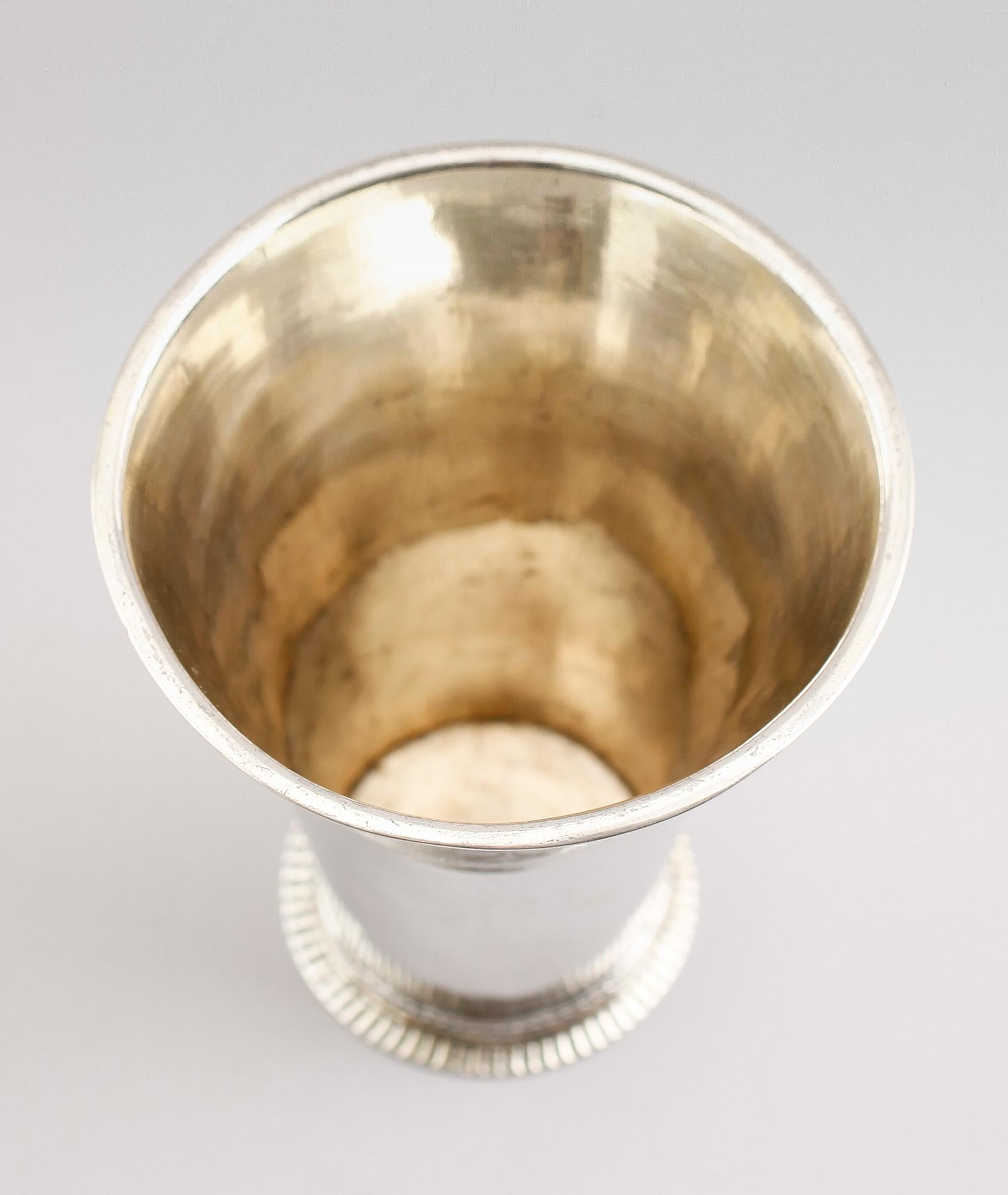 BÄGARE, silver, Henrik Nourin, Norrköping 1769. Vikt ca 95 gram.