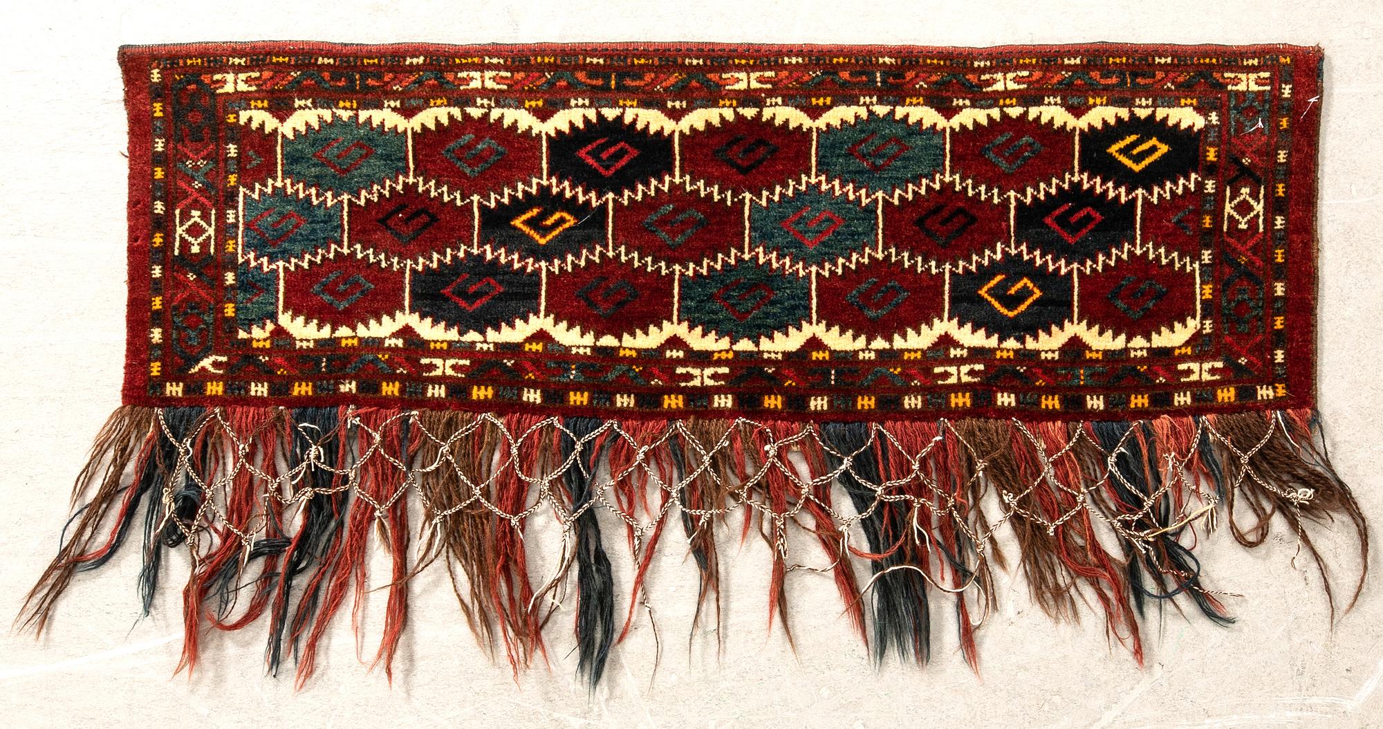 Carpet Torba Turkmen semi-antique approx. 52x117 cm (with fringe).