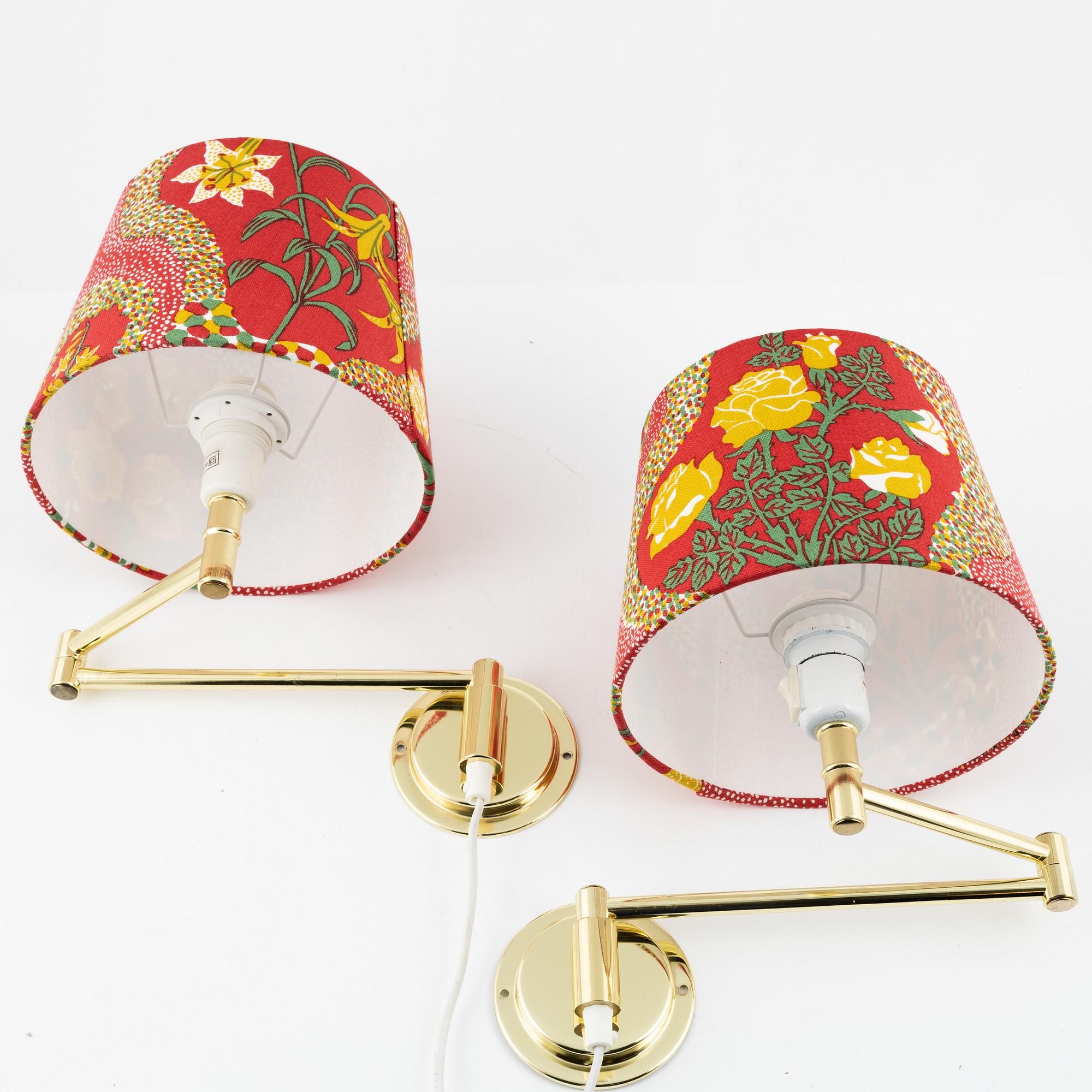 A pair of wall lights, late 20th Century.