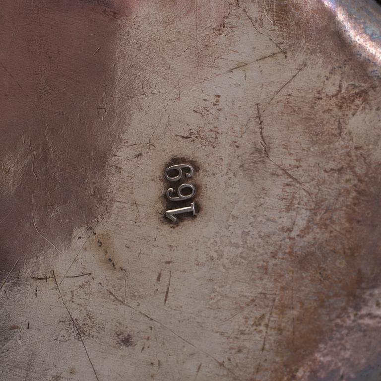 A bowl by WMF/Würtembergische Metallwarenfabrik, Germany, early 20th century.