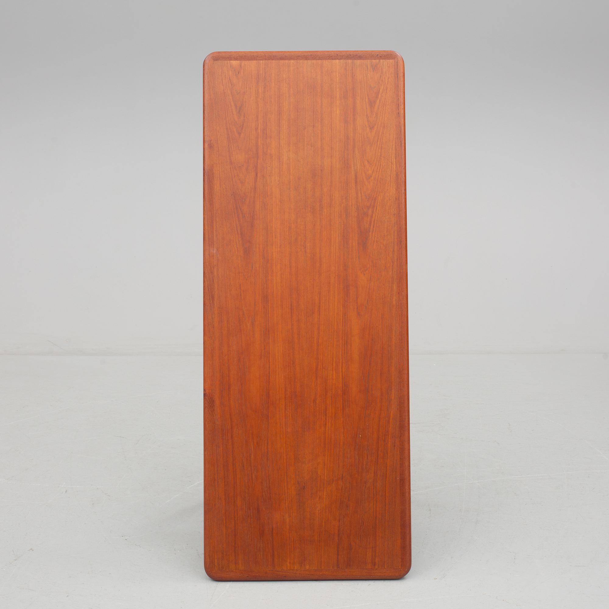 SOFFBORD, Johannes Andersen, för CFC Silkeborg, Danmark. 1950-tal.