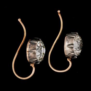 A pair of antique cut diamond earrings, tot. 3.45 cts.