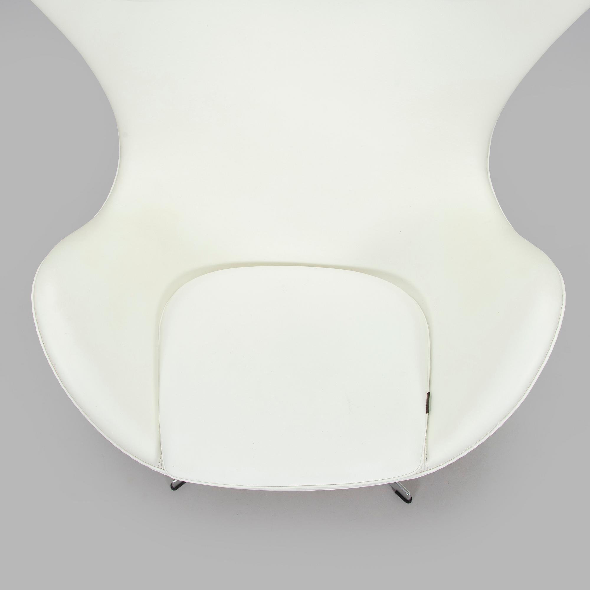 Arne Jacobsen, nojatuoli, "Egg", Fritz Hansen, Tanska 2018.