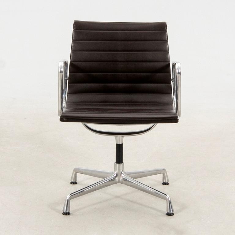Charles & Ray Eames, desk chair "EA 177" Vitra 2007.