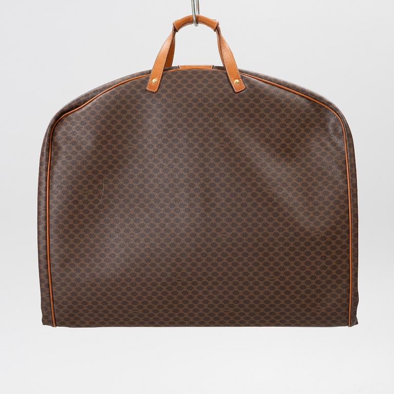 Céline, travel wardrobe.