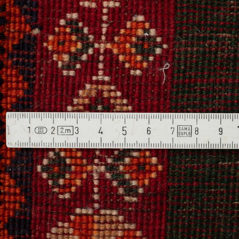 A Carpet, Kashgai, circa 174 x 116 cm.