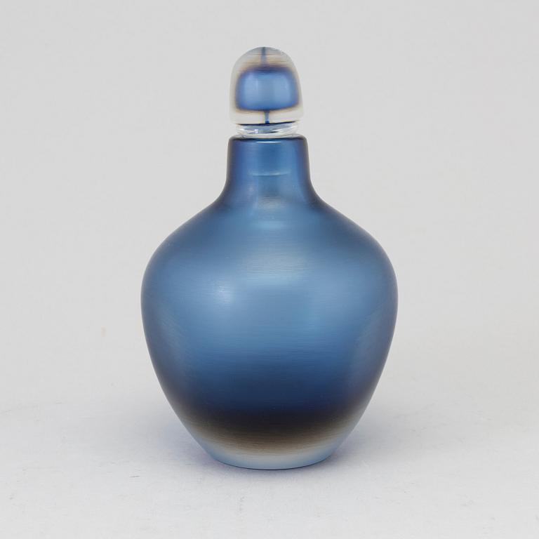 A glass decanter from Venini, Murano, Italy, signed and dated -84.