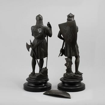 SKULPTURER, 2 st, patinerad metall, 1900-tal.