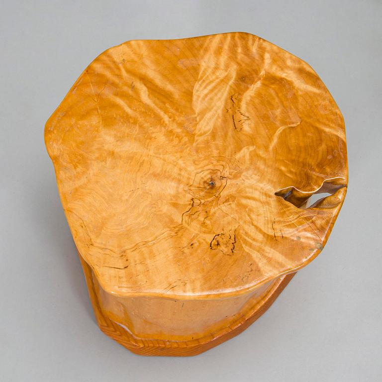 Mauri Haapiainen, a late 20th century masur birch chair and stool.