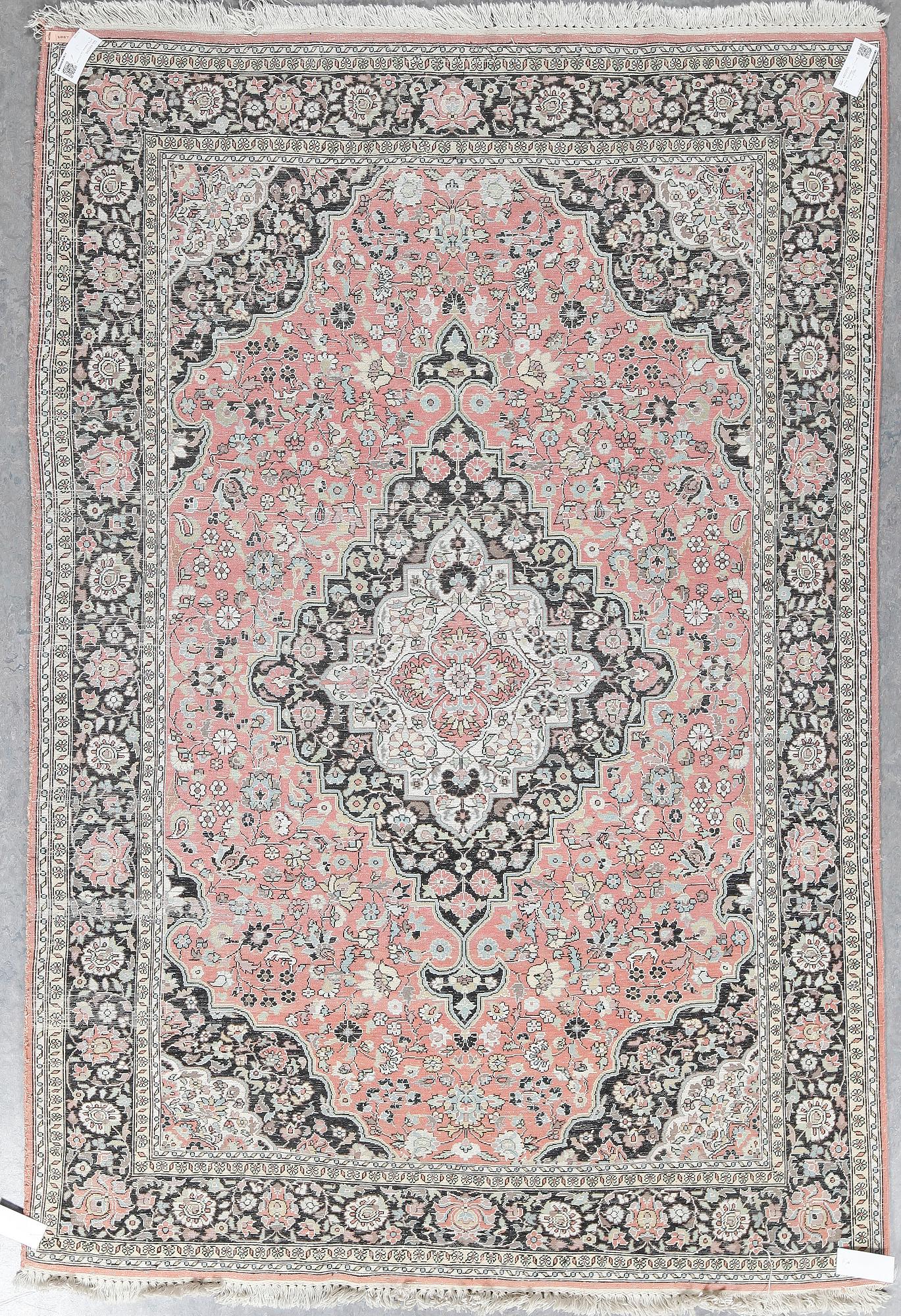 MATTA, Kashmir, ca 217x148 cm.