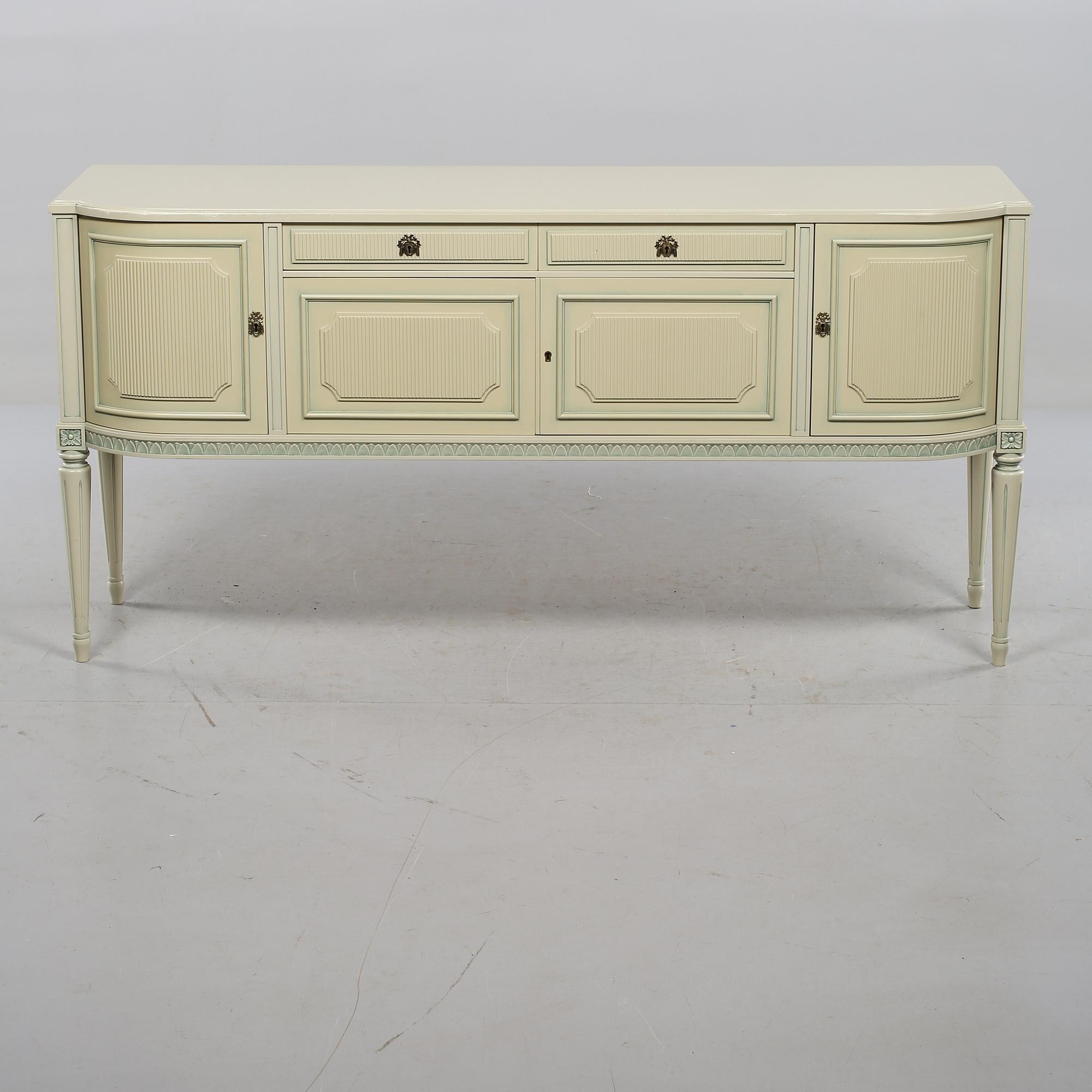SIDEBOARD, gustaviansk stil, 1900-talets andra hälft.