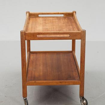 SERVERINGSVAGN, Hans J Wegner för Andreas Tuck. Danmark.