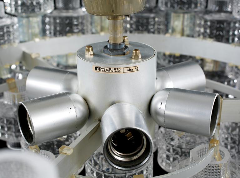 GERT NYSTRÖM, taklampa, "Festival", Fagerhult, 1900-talets andra hälft. Höjd ca 30 cm.