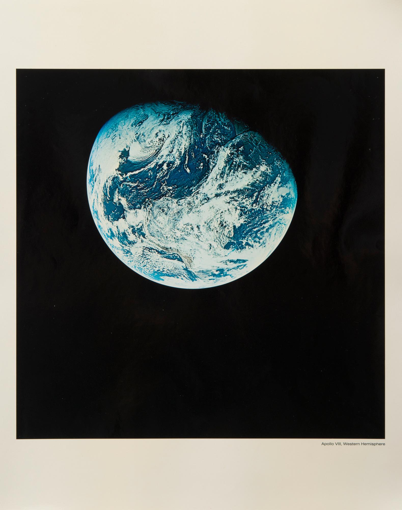 Twenty Photographs of the Moon, publisher Omega / Perkko Oy, 1969.