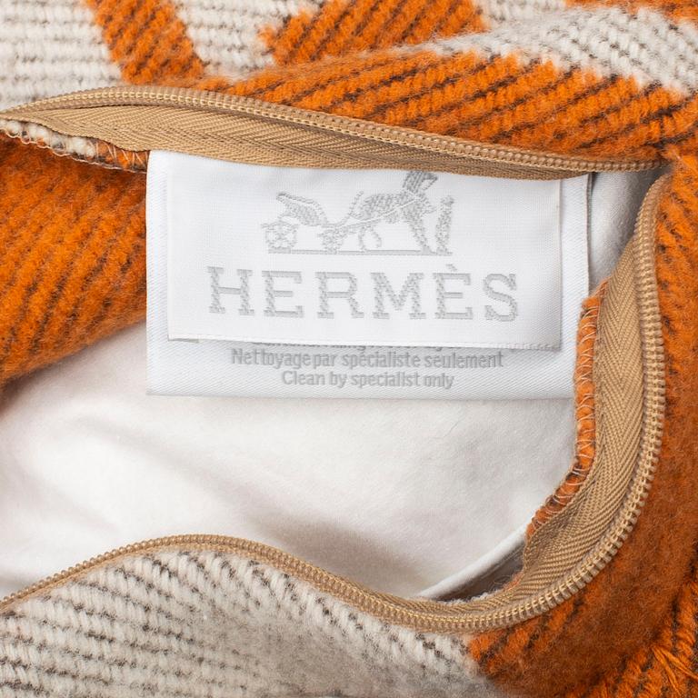 HERMÈS, kudde.