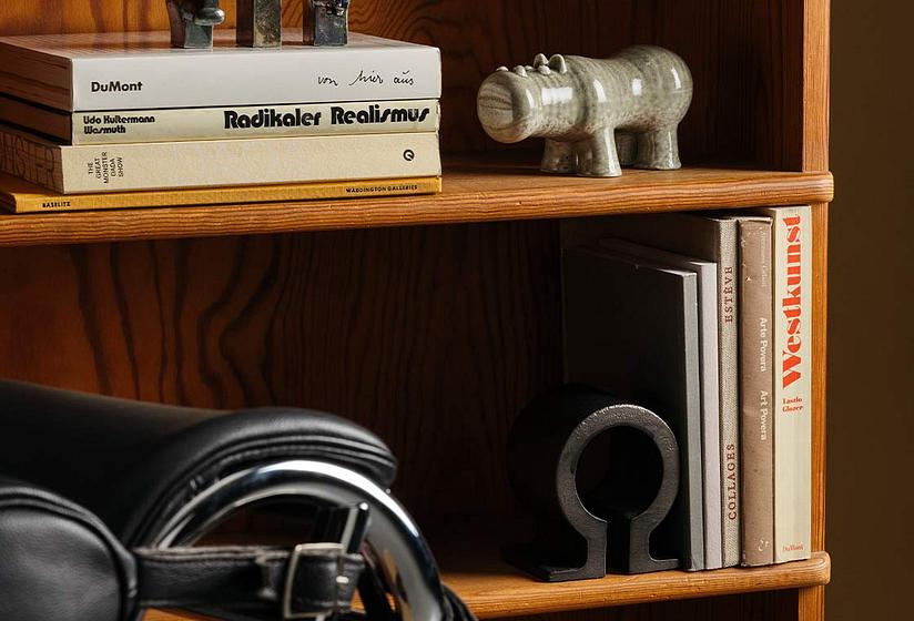 The Monthly Edit – The Library E1418