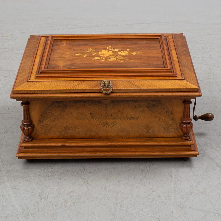 SPELDOSA, Symphonion, Jul. Heinr. Zimmermann, Leipzig, Tyskland, sent 1800-tal.