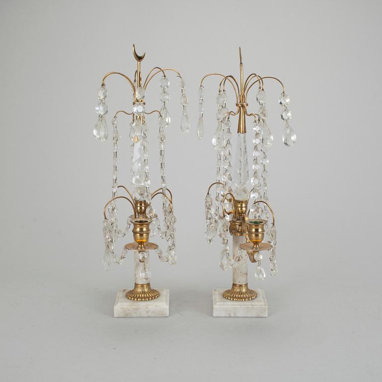 BORDSLYSTRAR ETT PAR, Gustaviansk stil, 1900-talets mitt.