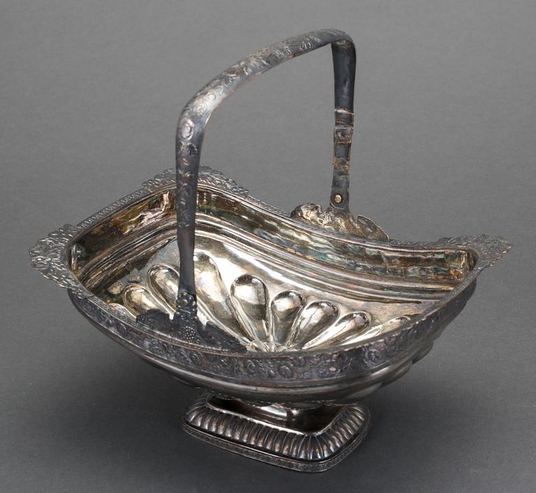 SKÅL, silver, St Petersburg, Ryssland. 1833. Vikt ca 200 gram.
