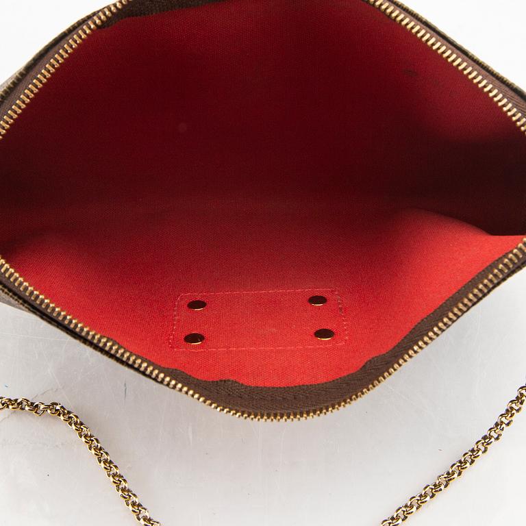 Louis Vuitton,