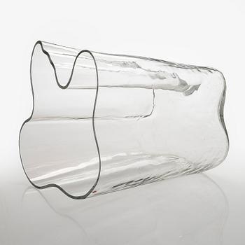 Alvar Aalto, maljakko, 3031, signeerattu Alvar Aalto, 1960/70-luku.